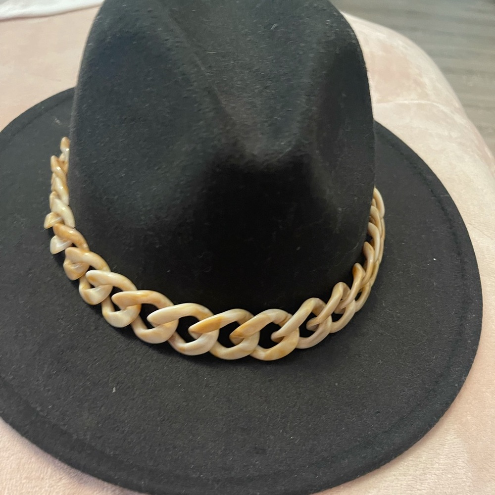 Fedora hat